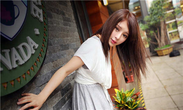 临渭想找一个女性生孩子给报酬-｛找个女人生孩子多少钱｝
